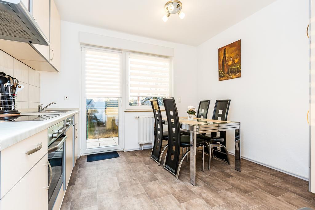 Ferienwohnung Koeln Stammheim Номер фото